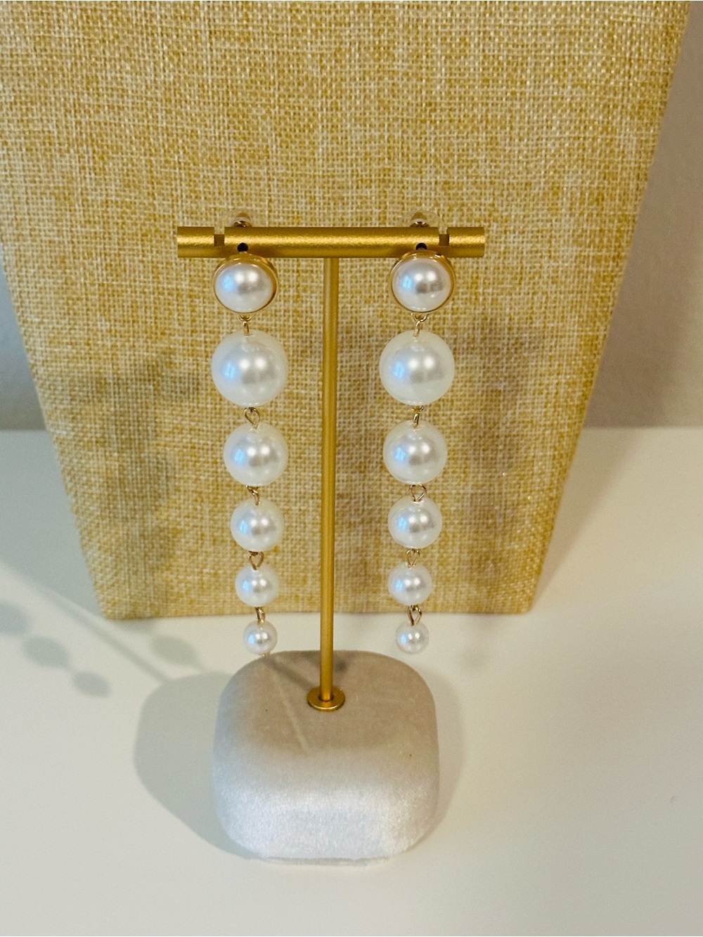 Fashion Jewelry White Pearl Graduated Drop Earrings